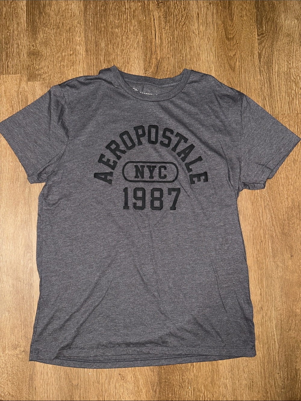 Aeropostale Gray Graphic NYC 1987 Short Sleeve Tee